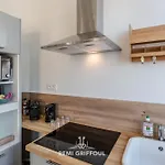 Apartment Le Vannier Private Garage Balcony 2 Guests Honfleur