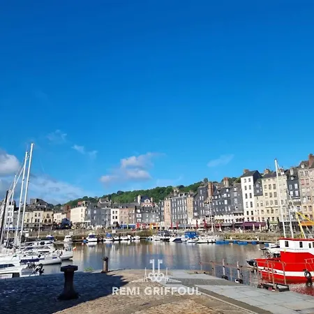 Apartment Le Vannier Private Garage Balcony 2 Guests