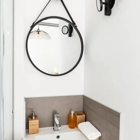 Le Vannier Private Garage Balcony 2 Guests *